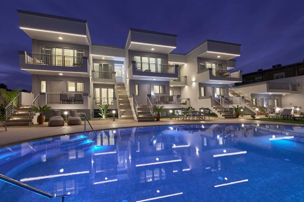 Superior Family Apartment W/Pool Dining Area Stavromenos Extérieur photo